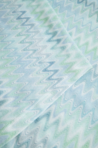 Νυχτικό σε ciel παλ αποχρώσεις με V λαιμόκοψη